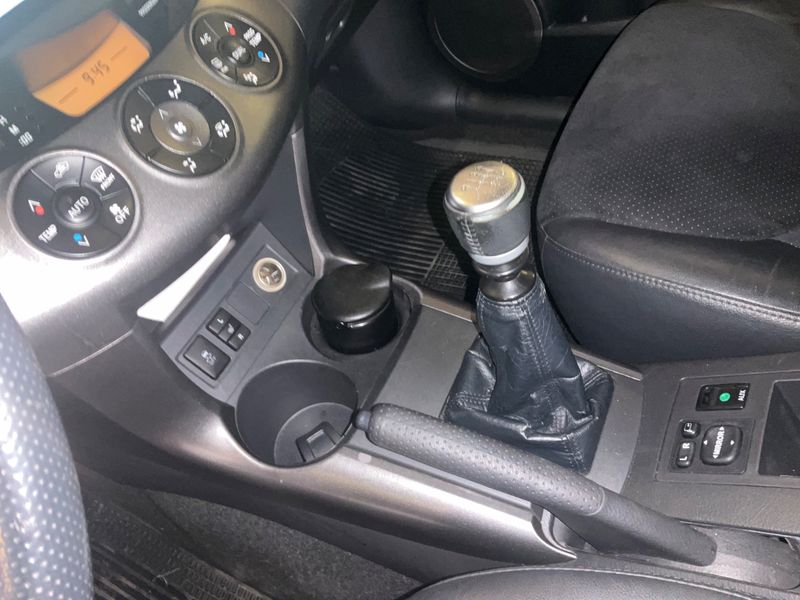 Toyota RAV 4 2.2 D-4D Crossover Exclusive 2011 – снимка 24