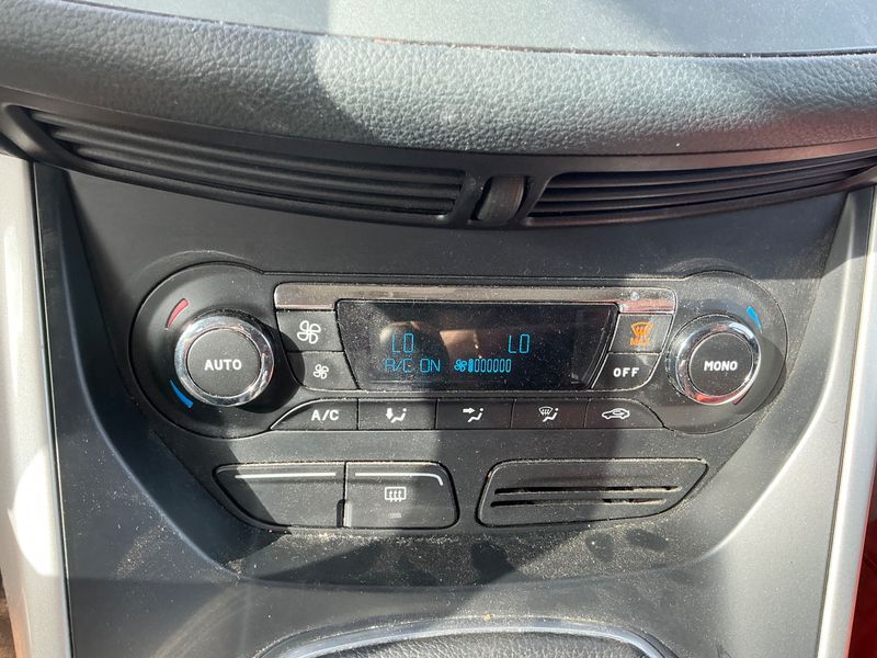 Ford Grand C-Max 1.6 TDCi Titanium 2011 – снимка на щета
