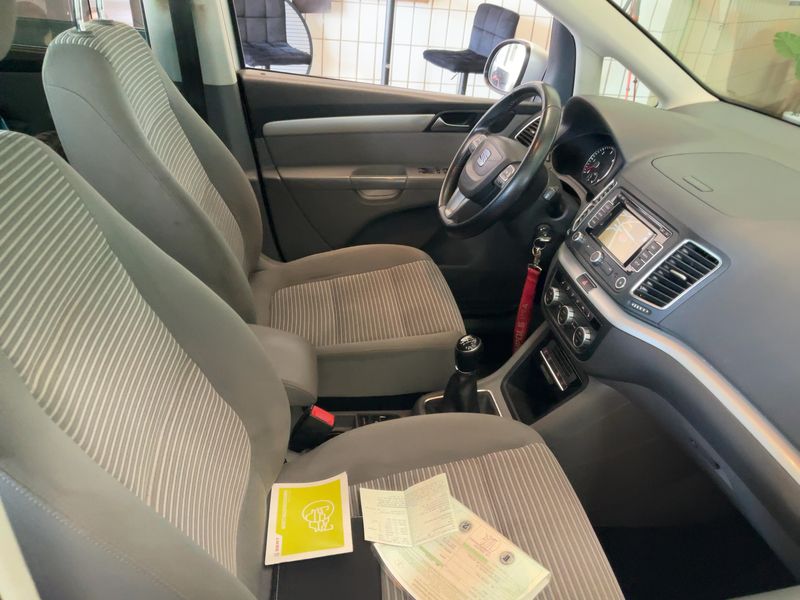 Seat Alhambra 2.0 TDI Style Allrad 2015 – снимка 17