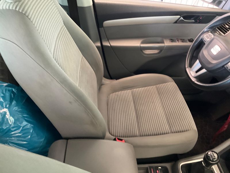 Seat Alhambra 2.0 TDI Style Allrad 2015 – снимка 23