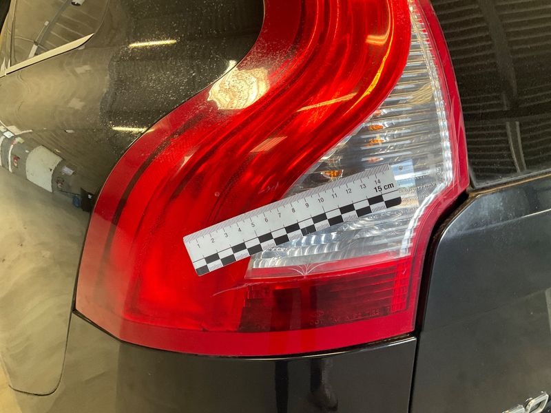 Volvo XC60 2.4 D5 R-Design AWD 2011 – снимка 38