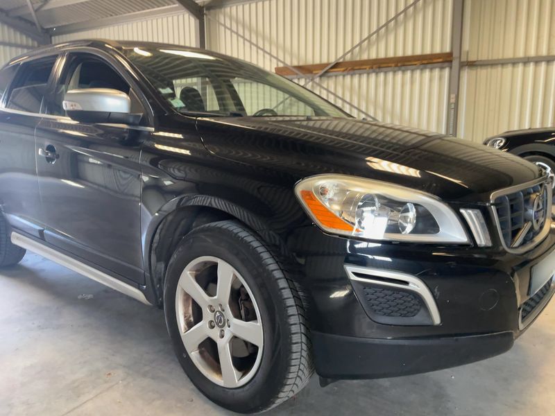 Volvo XC60 2.4 D5 R-Design AWD 2011 – снимка 12
