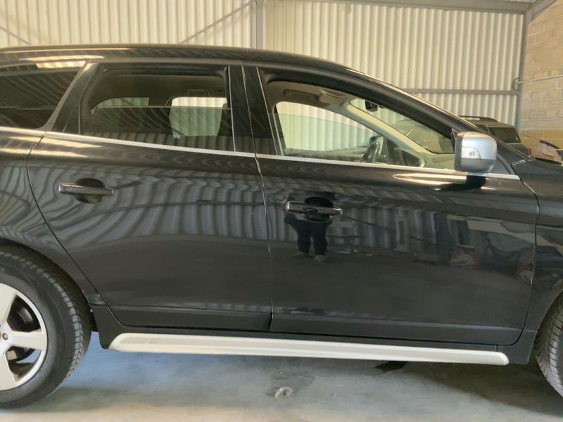 Volvo XC60 2.4 D5 R-Design AWD 2011 – снимка 10