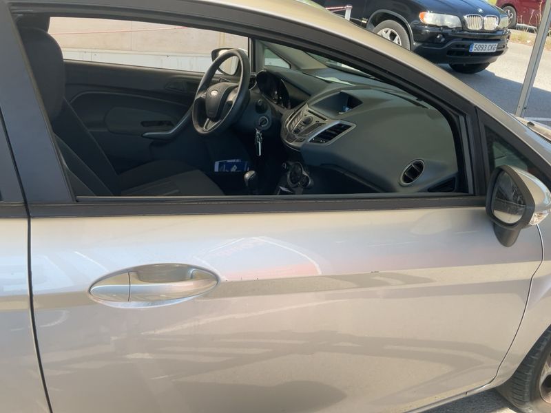 Ford Fiesta 1.6 TDCi Trend 2009 – снимка 10