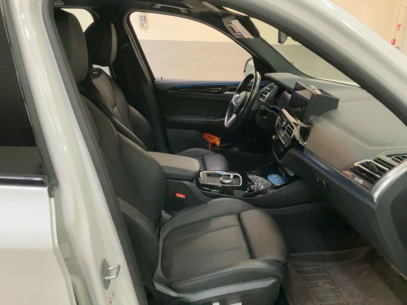 BMW iX3 electric drive 210 kW Inspiring 2023 – снимка 16
