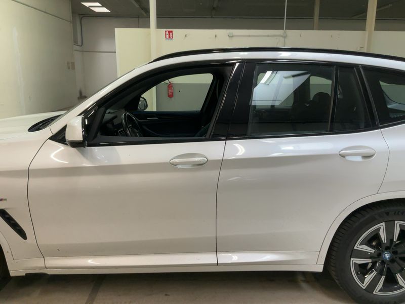 BMW iX3 electric drive 210 kW Inspiring 2023 – снимка 4