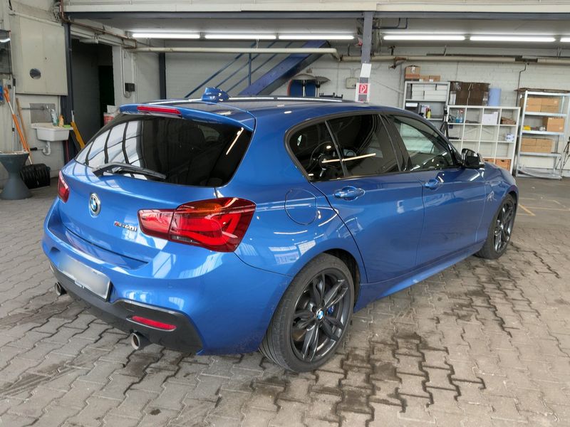 BMW 1er M140i Special Edition 2019 – снимка 8