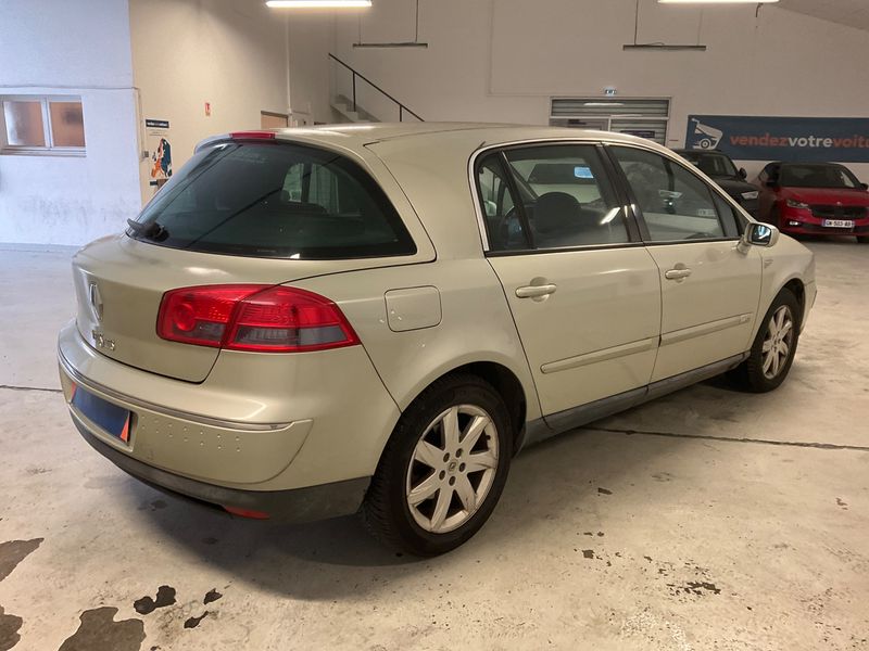 Renault Vel Satis 2.2 dCi Expression 2002 – снимка 2