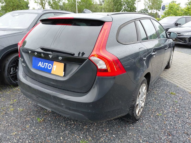 Volvo V60 2.0 D3 Edition 2013 – снимка 5