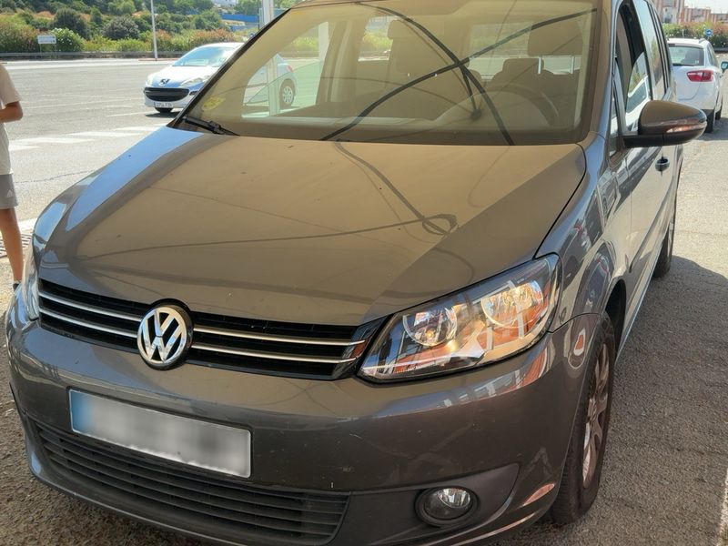 Volkswagen Touran 1.6 TDI Edition 2014 – снимка 1