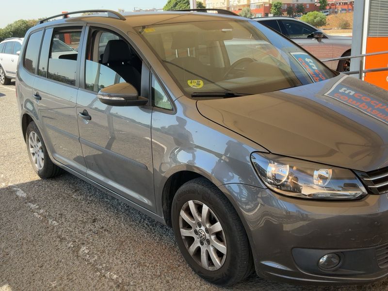 Volkswagen Touran 1.6 TDI Edition 2014 – снимка 12