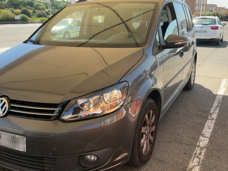 Volkswagen Touran 1.6 TDI Edition 2014 – снимка 2