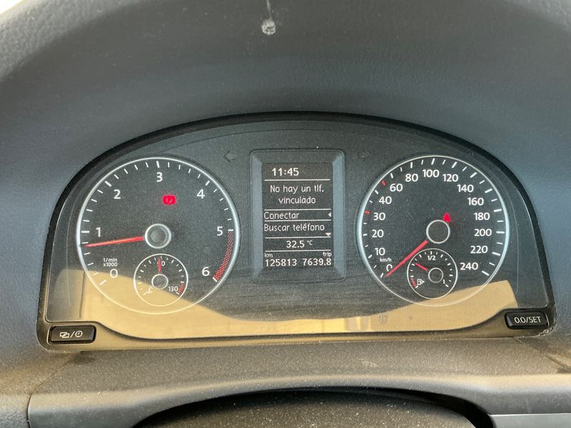 Volkswagen Touran 1.6 TDI Edition 2014 – снимка 18