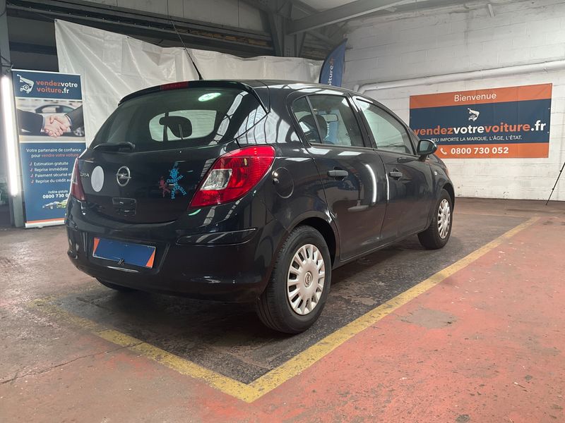 Opel Corsa 1.2 Essentia 2011 – снимка 2