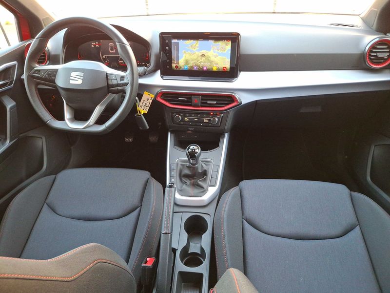 Seat Arona 1.0 TSI FR 2024 – снимка 11