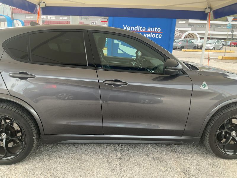 Alfa Romeo Stelvio 2.9 V6 Bi-Turbo Quadrifoglio Q4 2018 – снимка 10