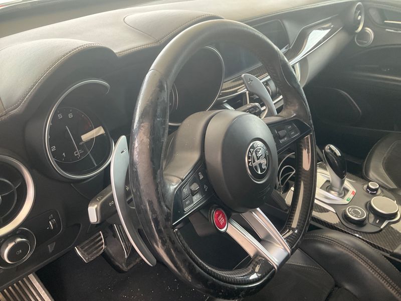 Alfa Romeo Stelvio 2.9 V6 Bi-Turbo Quadrifoglio Q4 2018 – снимка 21