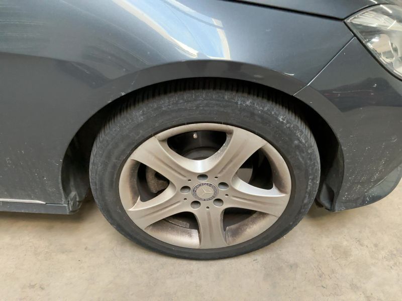 Mercedes-Benz E-Klasse E 200 CDI BlueEfficiency Avantgarde 2013 – снимка 11