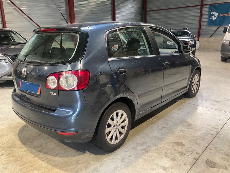 Volkswagen Golf V Plus 1.9 TDI Trendline 2007 – снимка 2