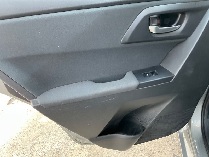 Toyota Auris Touring Sports 1.8 Hybrid Edition-S 2016 – снимка 23