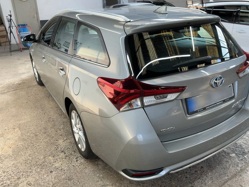 Toyota Auris Touring Sports 1.8 Hybrid Edition-S 2016 – снимка 6