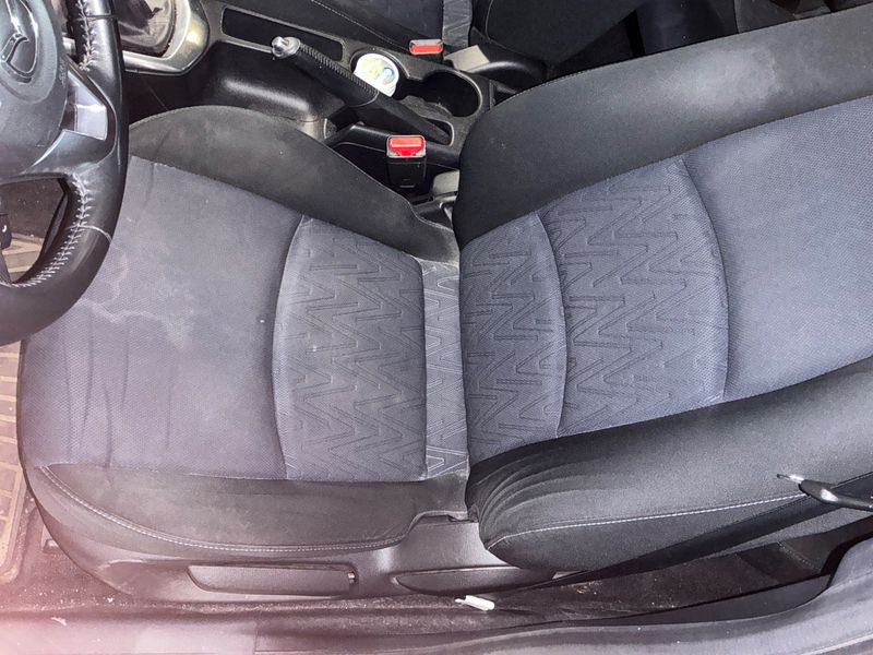 Mazda 2 1.5 Skyactiv-G Mild-Hybrid Center-Line 2015 – снимка 27