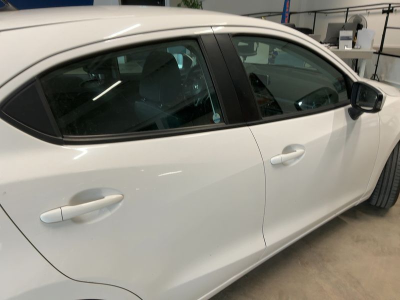 Mazda 2 1.5 Skyactiv-G Mild-Hybrid Center-Line 2015 – снимка 10