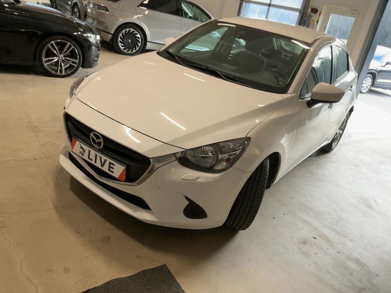 Mazda 2 1.5 Skyactiv-G Mild-Hybrid Center-Line 2015 – снимка 1