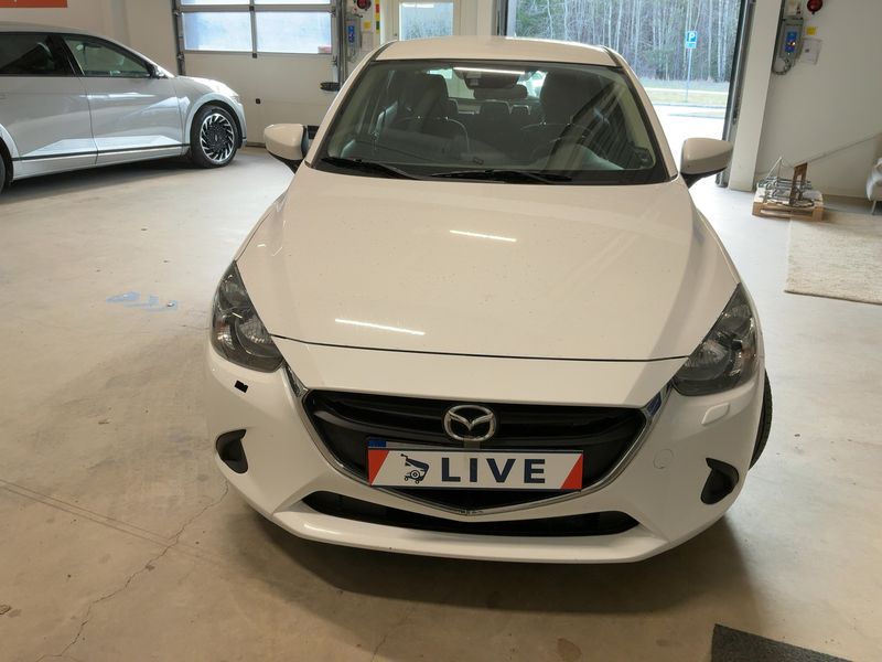 Mazda 2 1.5 Skyactiv-G Mild-Hybrid Center-Line 2015 – снимка 14