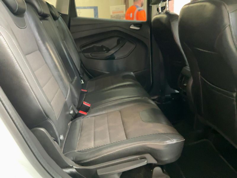 Ford Kuga 2.0 TDCi Titanium 2014 – снимка 19