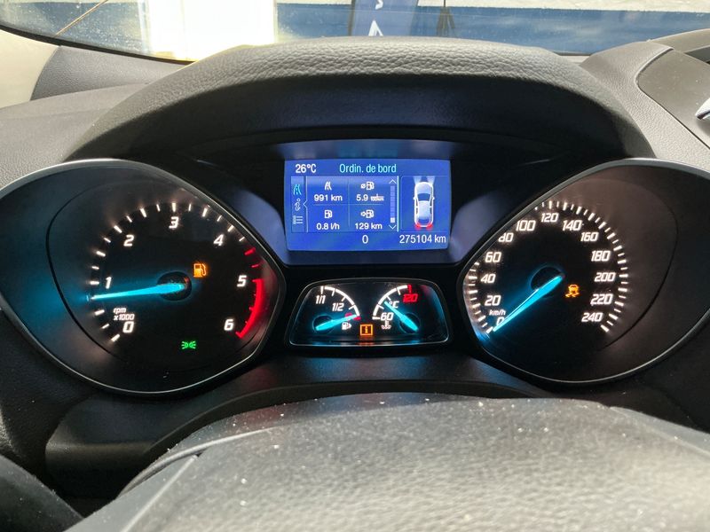 Ford Kuga 2.0 TDCi Titanium 2014 – снимка 18