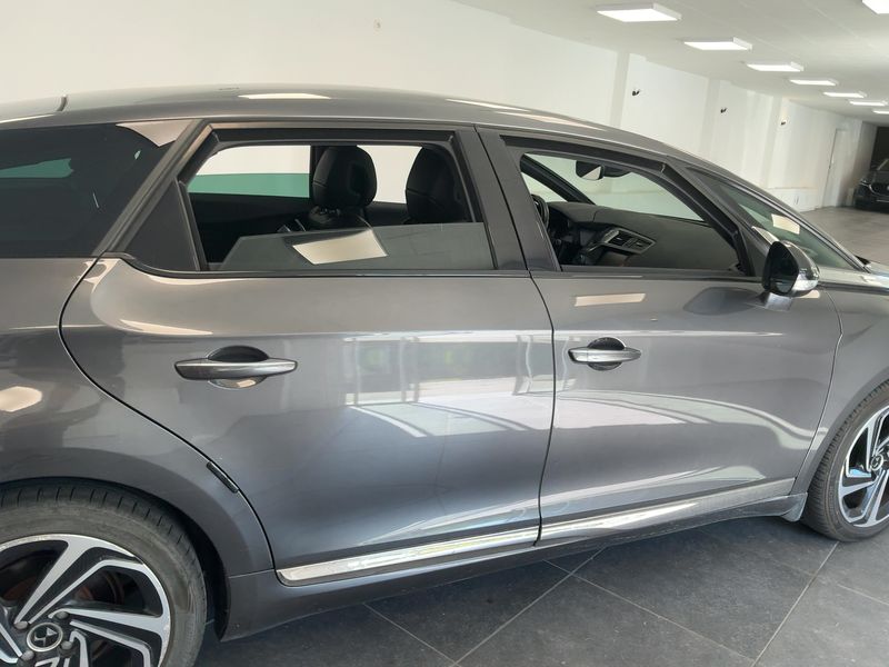 Citroen DS5 2.0 HDi Hybrid4 SportChic 2017 – снимка 10