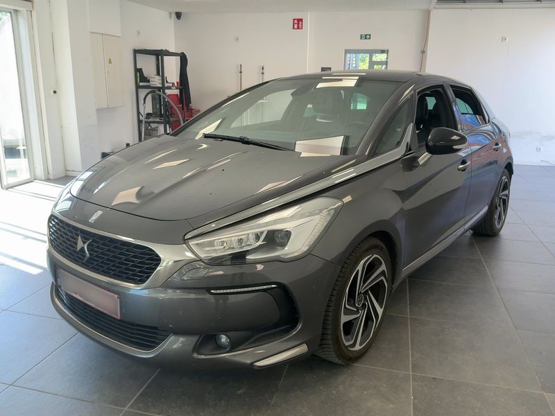 Citroen DS5 2.0 HDi Hybrid4 SportChic 2017 – снимка 2