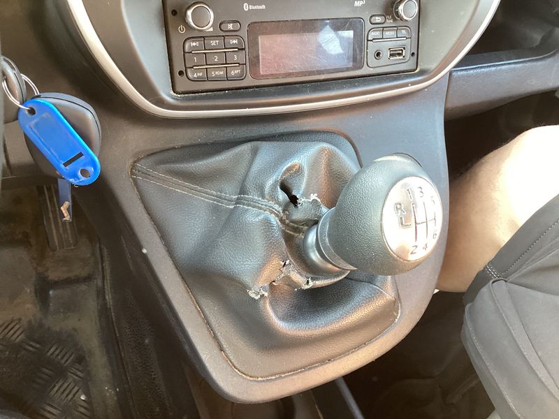 Renault Kangoo 1.5 BLUE dCi Rapid Maxi Extra 2020 – снимка 35