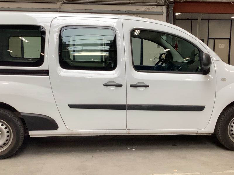 Renault Kangoo 1.5 BLUE dCi Rapid Maxi Extra 2020 – снимка 10