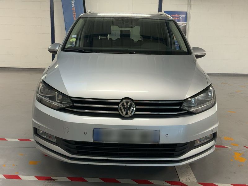 Volkswagen Touran 2.0 TDI Comfortline BlueMotion Tech 2015 – снимка 14