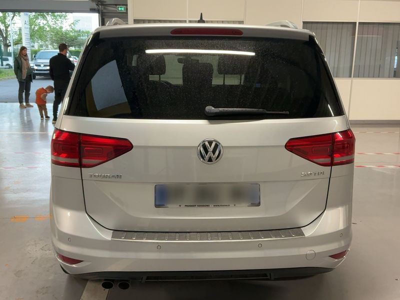 Volkswagen Touran 2.0 TDI Comfortline BlueMotion Tech 2015 – снимка 7