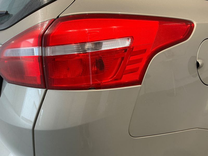 Ford Focus 1.5 TDCi Titanium 2016 – снимка 29