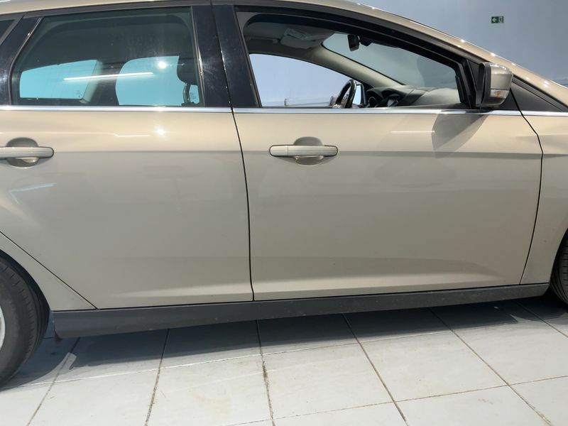 Ford Focus 1.5 TDCi Titanium 2016 – снимка 10