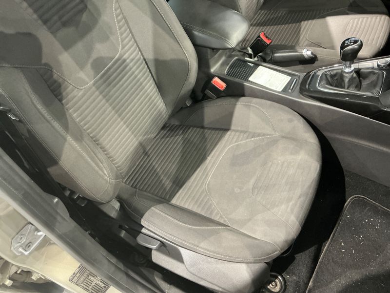 Ford Focus 1.5 TDCi Titanium 2016 – снимка 26