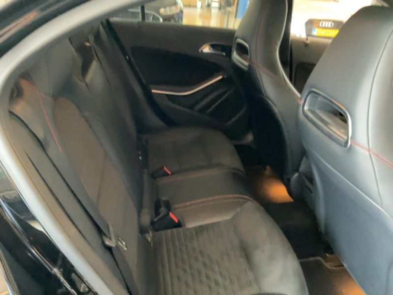 Mercedes-Benz A-Klasse A 180 CDI BlueEfficiency AMG Sport 2013 – снимка 19