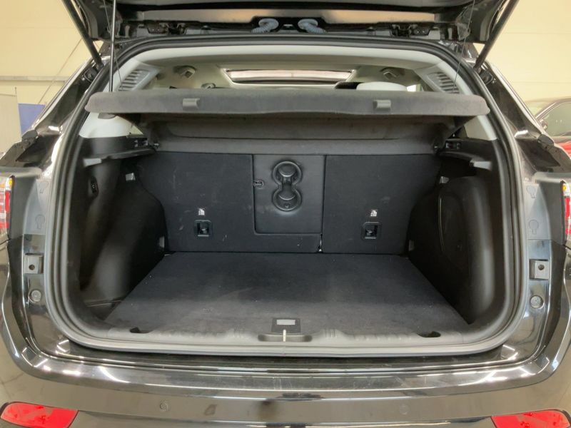Jeep Compass 1.5 GSE T4 e-Hybrid S FWD 2022 – снимка 16