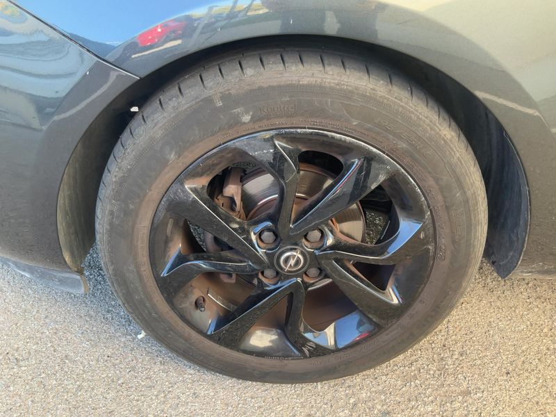 Opel Corsa 1.4 Color Edition 2018 – снимка 3