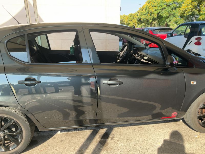 Opel Corsa 1.4 Color Edition 2018 – снимка 10