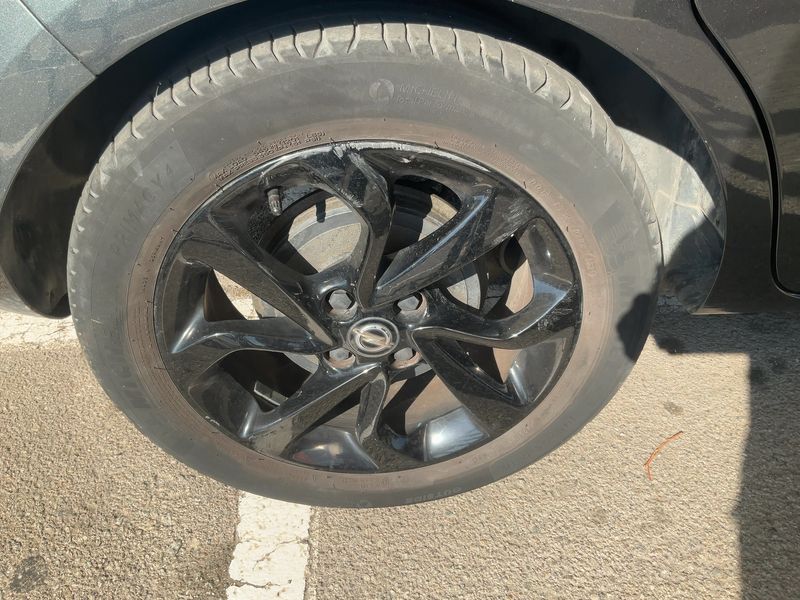 Opel Corsa 1.4 Color Edition 2018 – снимка 9