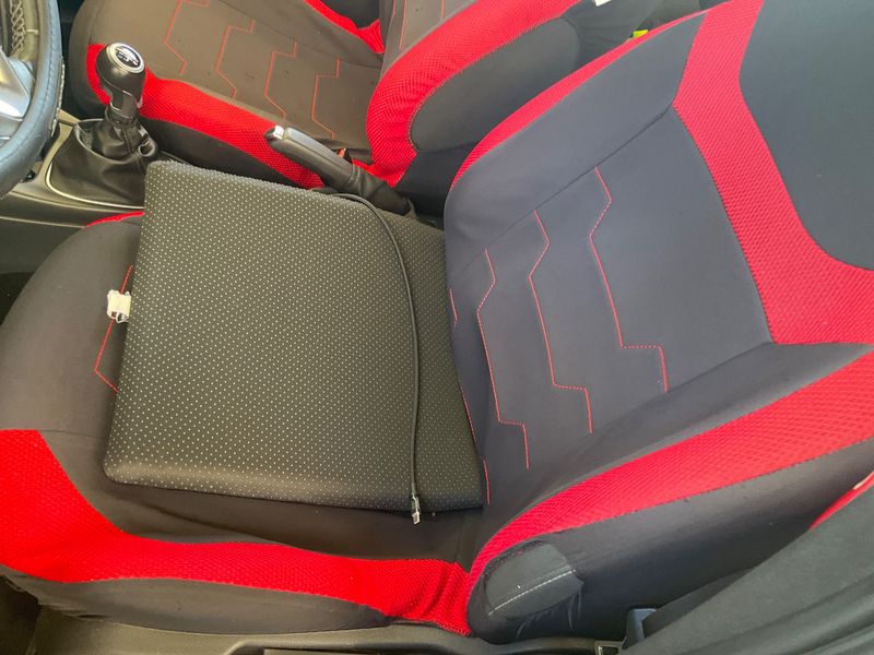 Opel Corsa 1.4 Color Edition 2018 – снимка 24