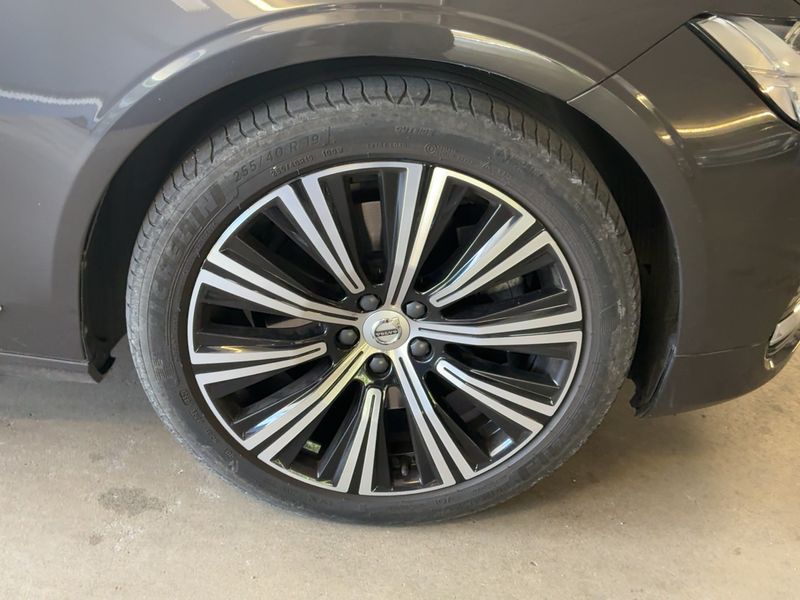 Volvo V90 2.0 T8 Plug-in Hybrid Inscription AWD 2021 – снимка 11