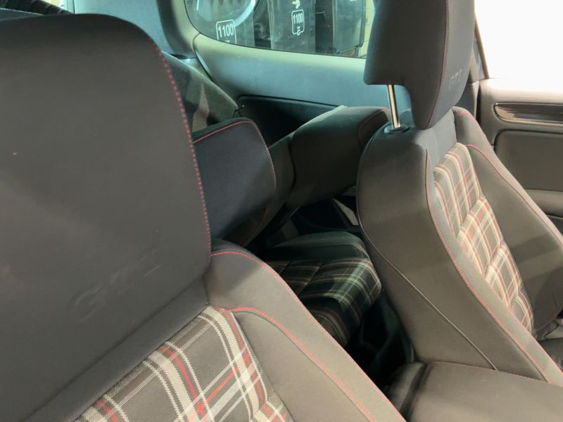 Volkswagen Golf VI 2.0 TSI GTI 2009 – снимка 20