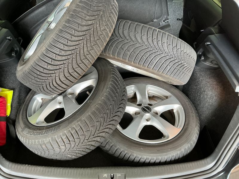 Volkswagen Golf VI 2.0 TSI GTI 2009 – снимка 15