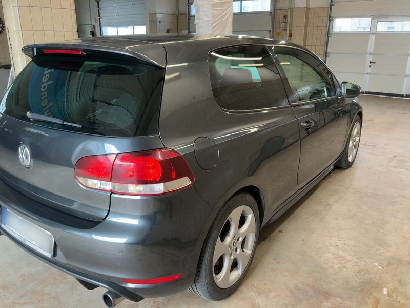 Volkswagen Golf VI 2.0 TSI GTI 2009 – снимка 8